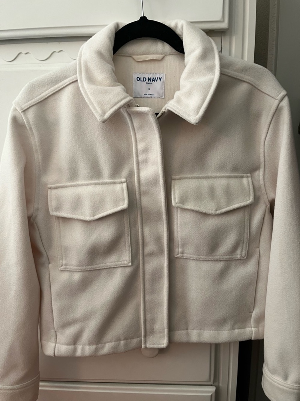 Old Navy Women's Cream Cropped Jacket